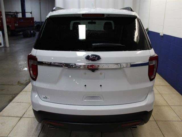 Ford Explorer 2017 photo 4